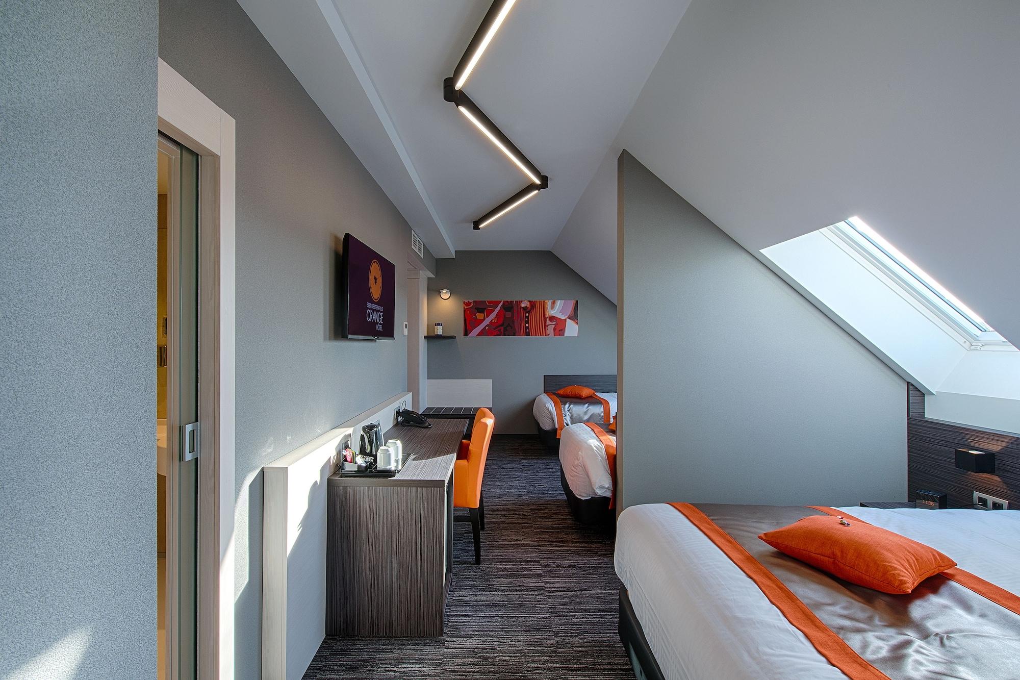 Orange Hotel La Louviere Exterior photo