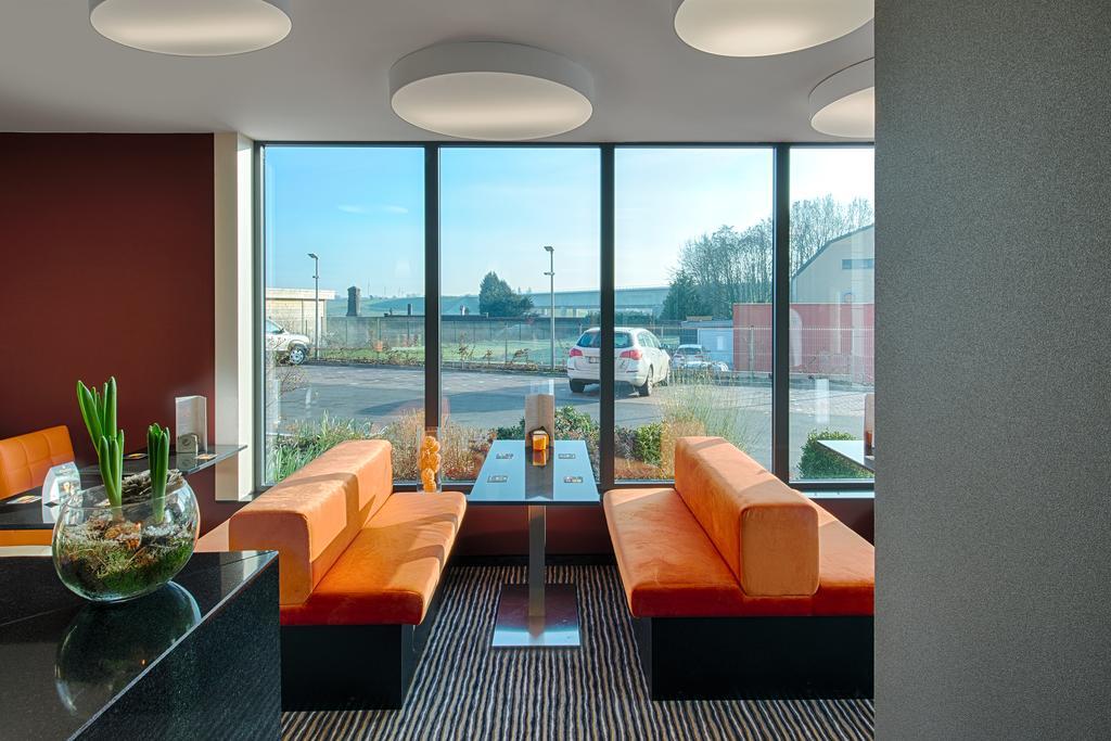 Orange Hotel La Louviere Exterior photo